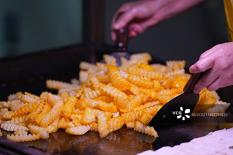 夜市美食街狼牙土豆图片素材