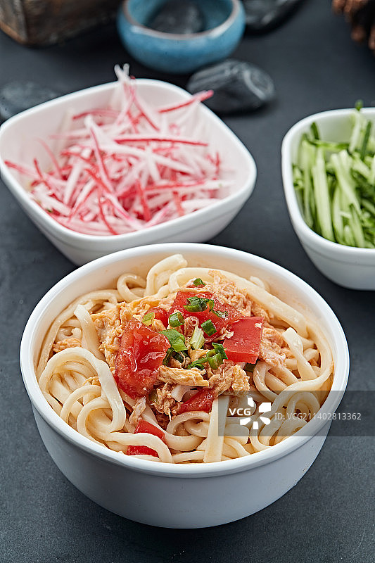 西红柿打卤面图片素材