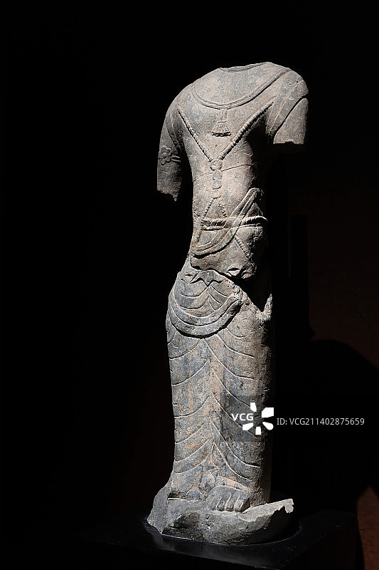 山东博物馆北齐到隋代菩萨石像图片素材