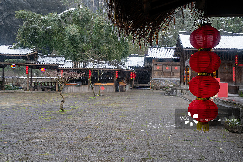 酉阳桃花源雪景图片素材