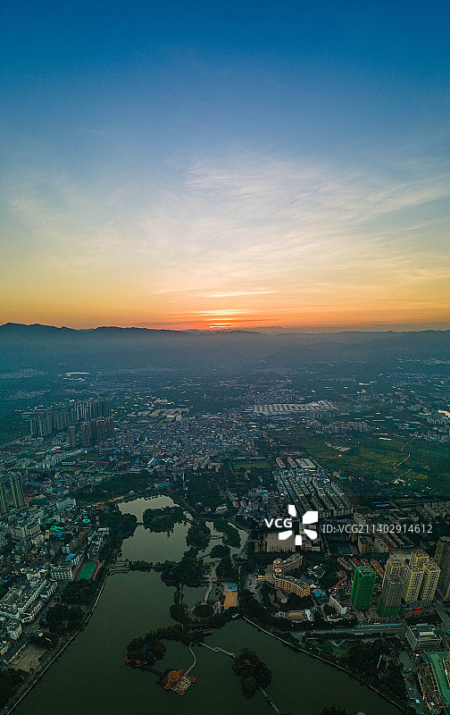 蒙自市 日出 朝霞图片素材
