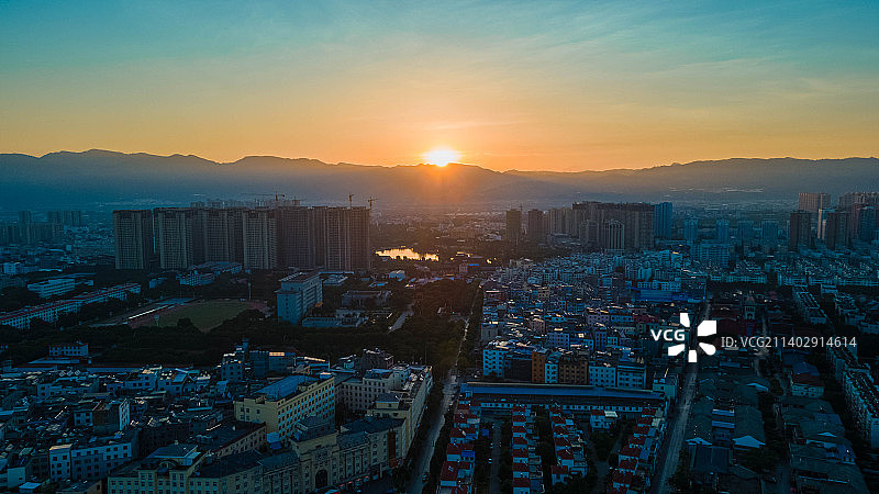 蒙自市 日出 朝霞图片素材