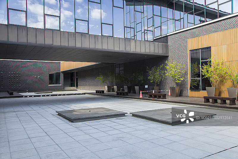 安藤忠雄设计的上海嘉定图书馆图片素材