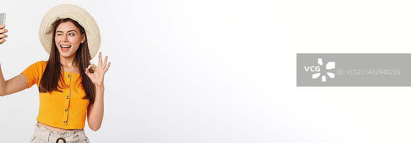 年轻的白人女子自拍图片素材