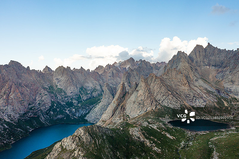 高原山脉湖泊图片素材