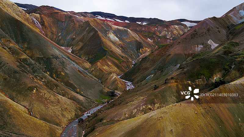 山对着天空的风景图片素材