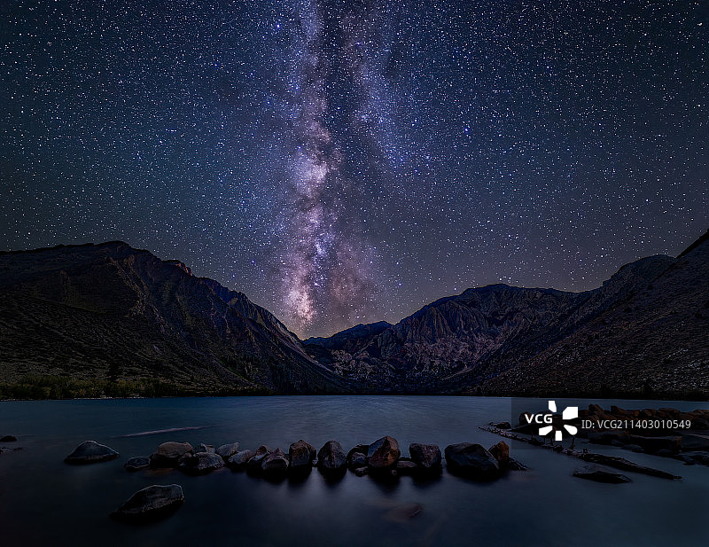 加利福尼亚康维克湖夜景，美国图片素材