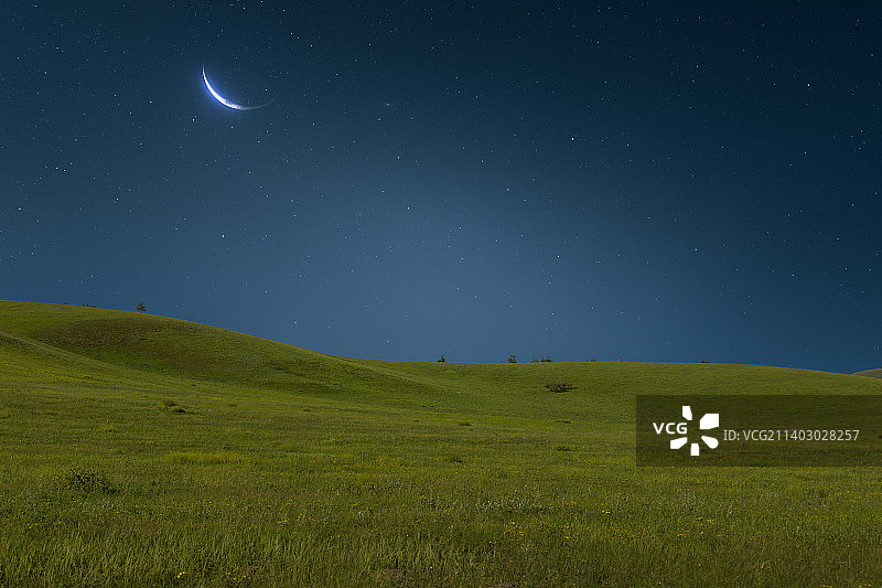 夏季内蒙古乌拉盖大草原上的星空银河图片素材