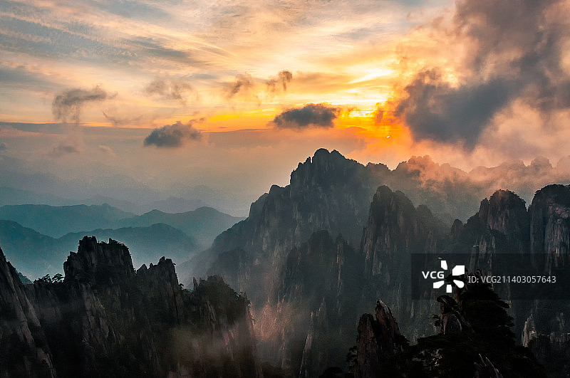 黄山飞来石日落图片素材