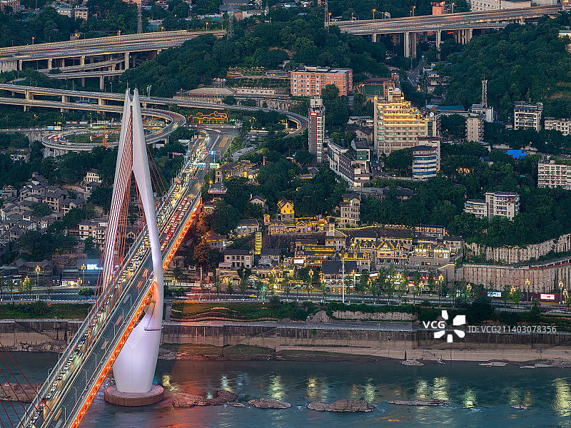 重庆市南岸区南滨路下浩老街 龙门浩老街夜景图片素材
