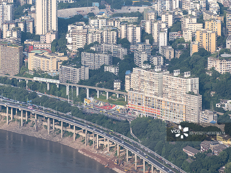重庆市陆海国际中心楼顶观景台拍摄渝中区全景图视角图片素材