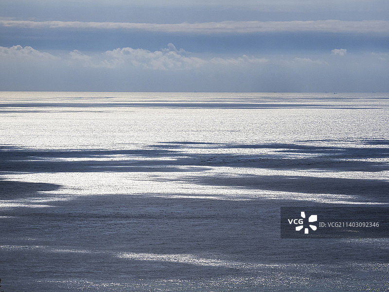 怀特岛文特诺圣博尼费斯丘陵海面云朵图案图片素材