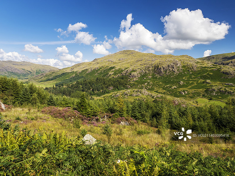 英国湖区哈特山，达顿河谷上方的修士图片素材