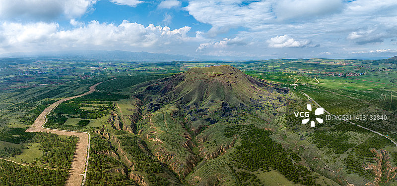 中国山西大同火山群国家地质公园之金山航拍图片素材