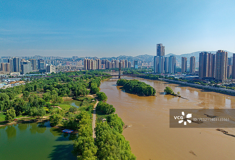兰州银滩大桥黄河湿地伏羲雕塑风光图片素材