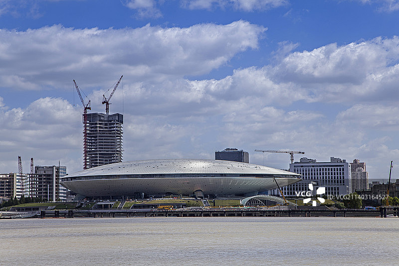 上海奔驰文化中心全景图图片素材