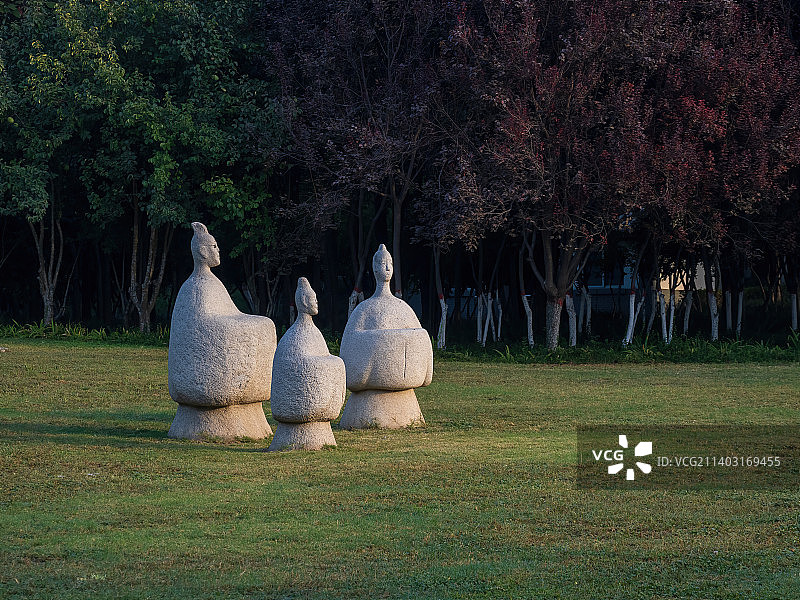 郑州 荥阳 禹锡园景区的牌坊图片素材