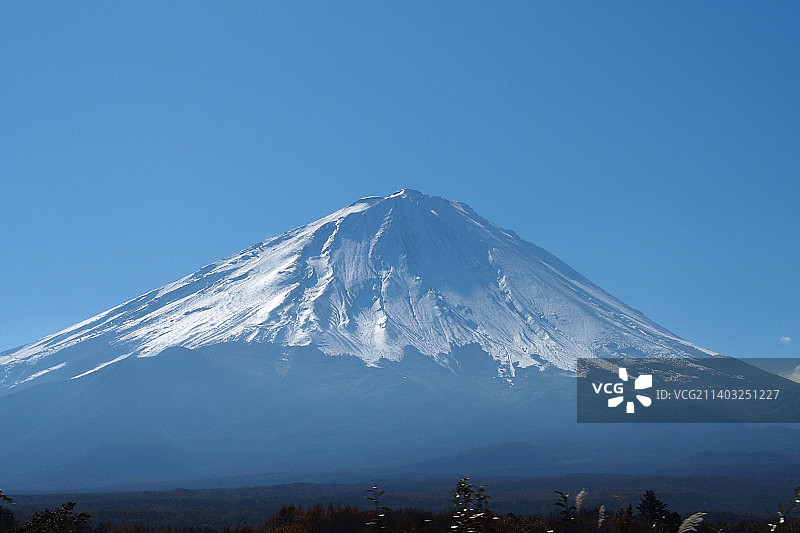 青木原雪山风光，日本图片素材