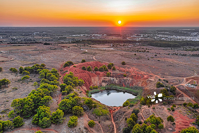 意大利莱切省日落海景图片素材