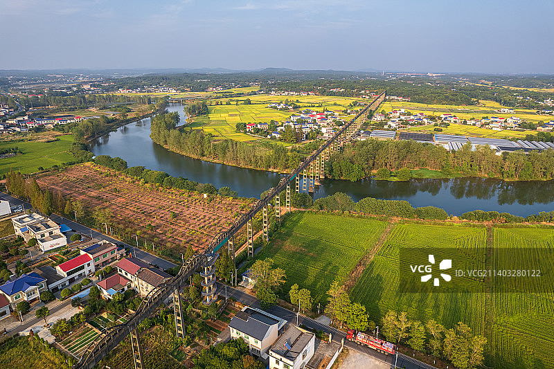 长沙先春华镇秋色-春华渡槽图片素材
