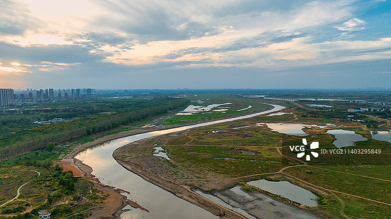 中国湖北武汉的府河图片素材