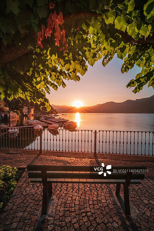 意大利科莫湖日出图片素材