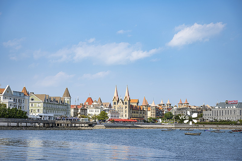 山东省烟台市海昌渔人码头图片素材