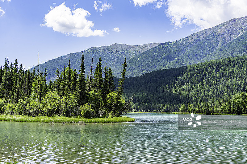 新疆喀纳斯神仙湾风景图片素材