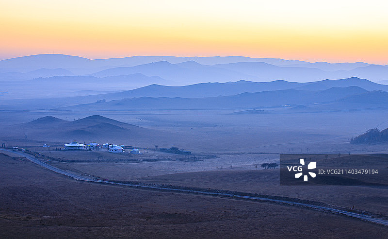 内蒙古坝上乌兰布统北沟金秋时节日出风光图片素材