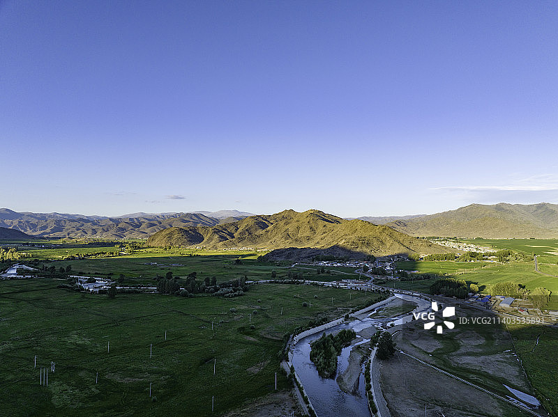 航拍新疆青河县风景图片素材