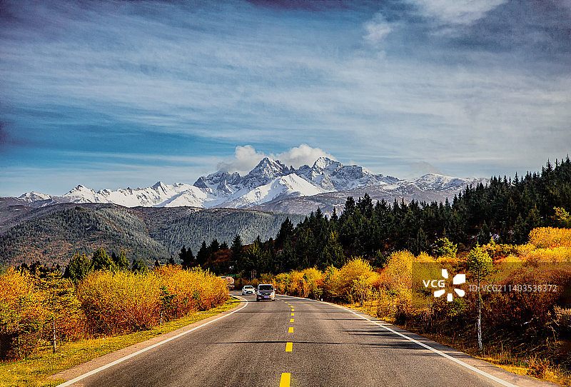 松潘至九寨路上的风景图片素材