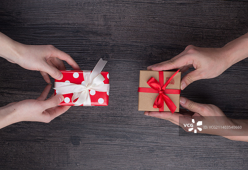 送礼物图片素材