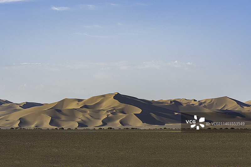 新疆库木塔格沙漠图片素材