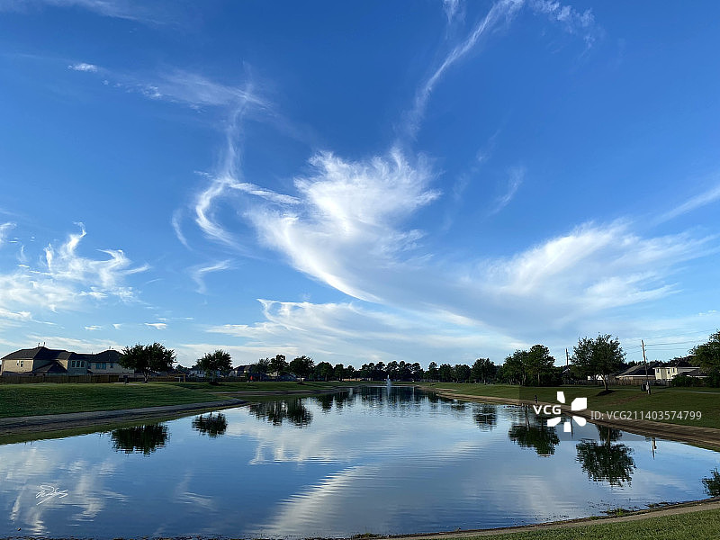 美国德克萨斯州休斯顿湖景图片素材