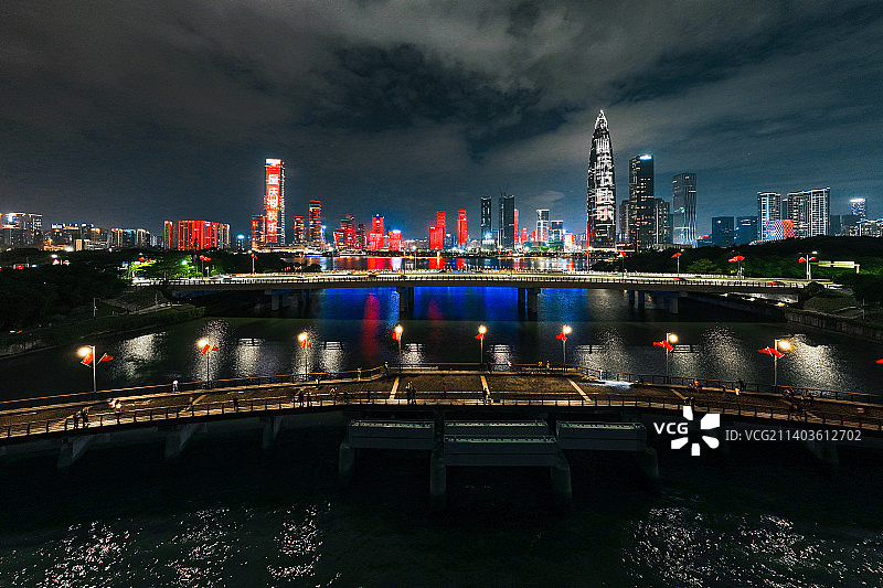 深圳人才公园73周年国庆灯光秀图片素材