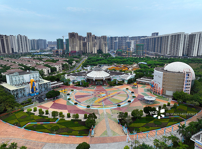 广东省汕头市龙湖区方特欢乐世界蓝水星主题公园航拍图片素材