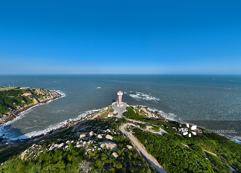 广东省汕头市南澳县南澳岛生态旅游区三囱崖灯塔航拍图片素材