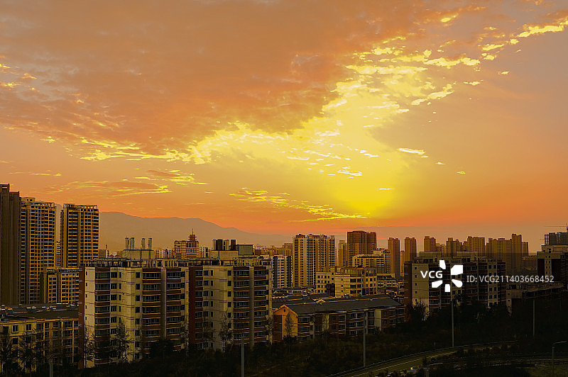 西宁日出的中国地图图片素材