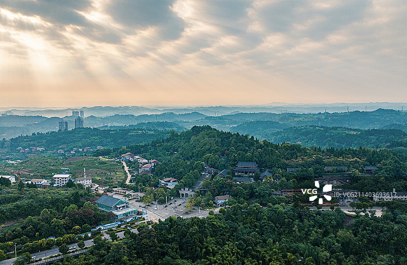 航拍四川省安岳县圆觉洞景区图片素材
