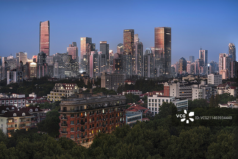 武康大楼夜景图片素材