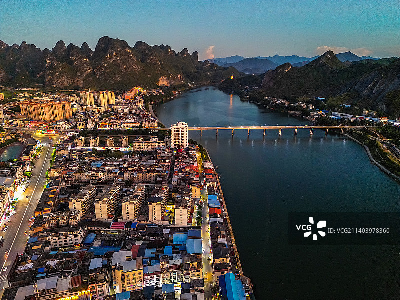 航拍广西桂林平乐县城图片素材