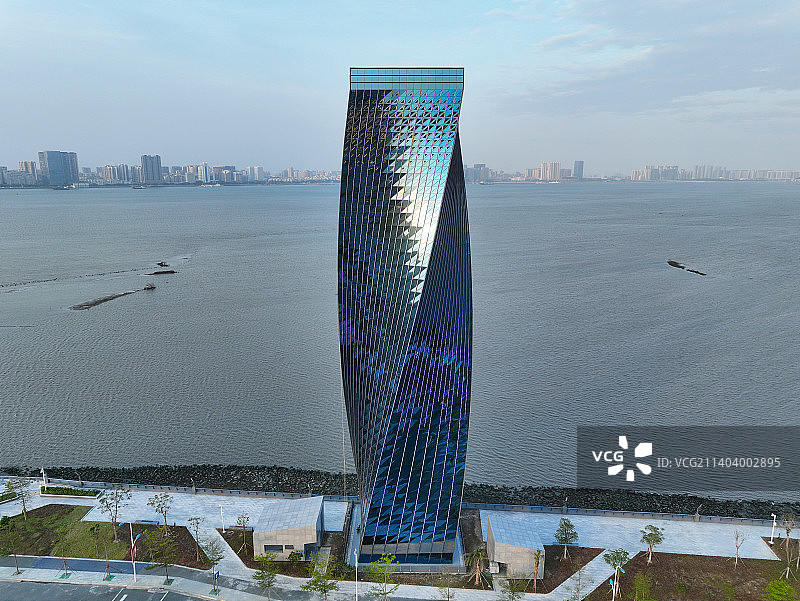 广东省汕头市濠江区海湾隧道汕头市体校游泳跳水馆航拍图片素材