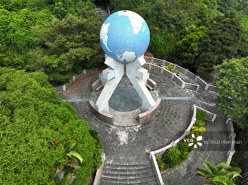 广东省汕头市金平区北回归线标志塔航拍图片素材