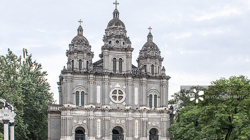 历史建筑北京圣若瑟教堂图片素材