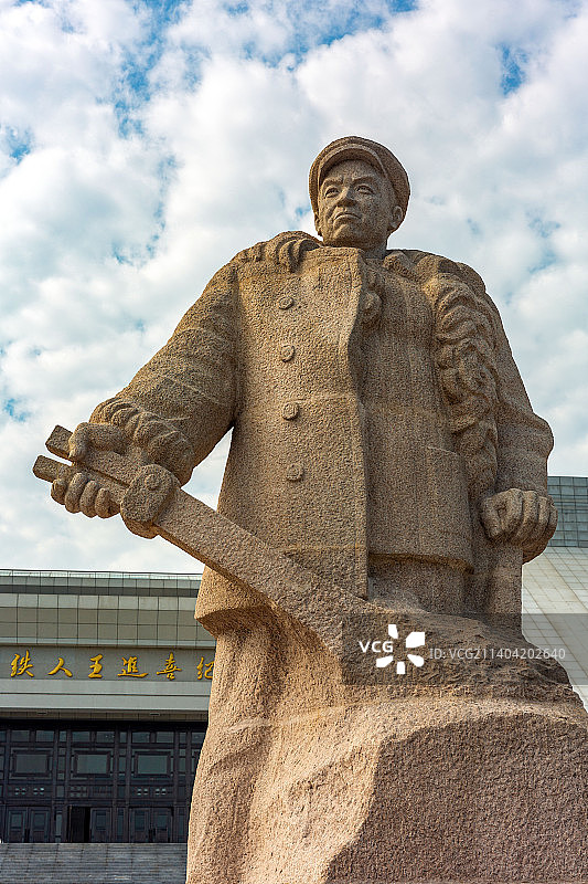 铁人王进喜雕像图片素材