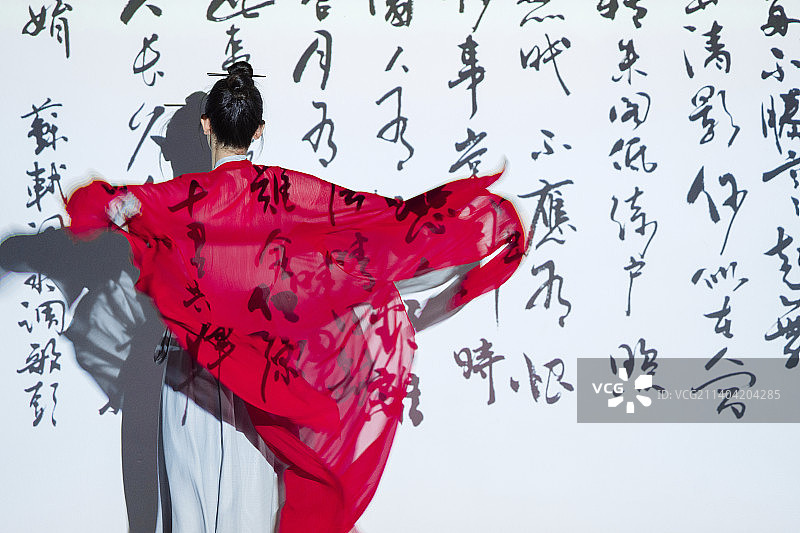 穿汉服的美女图片素材