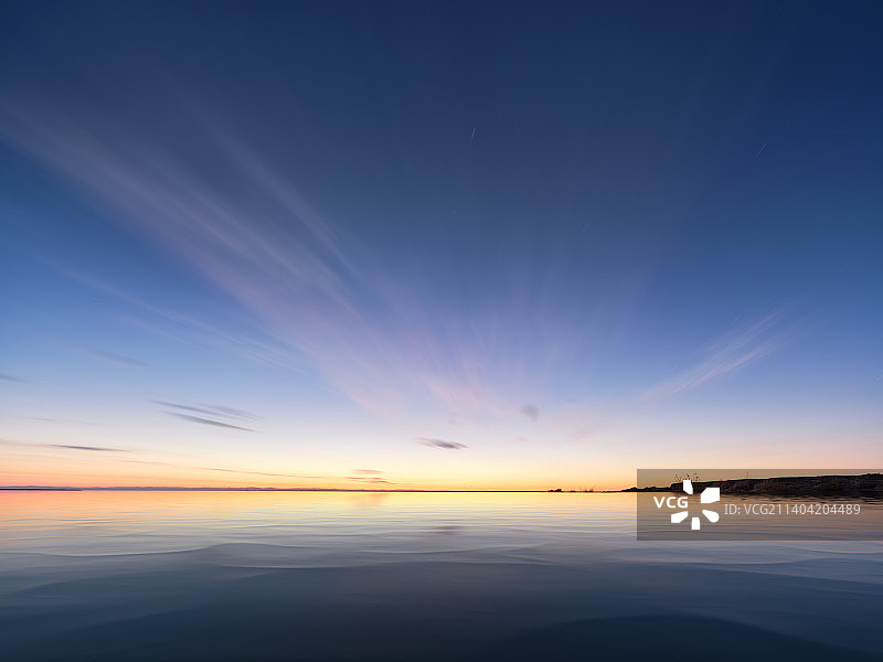 蓝色天空云朵的青海湖水平面倒影素材茶卡盐湖 大柴旦湖图片素材