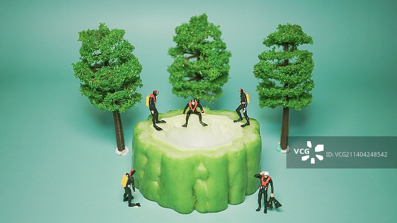 发现巨坑图片素材