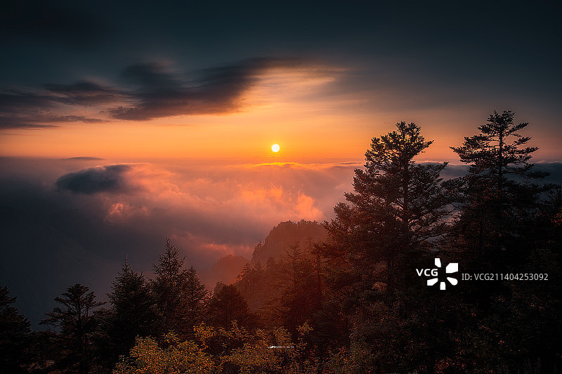 彭州九峰山日出图片素材