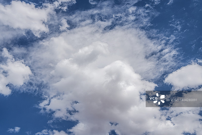 阿尔及利亚米拉的晴朗天空图片素材